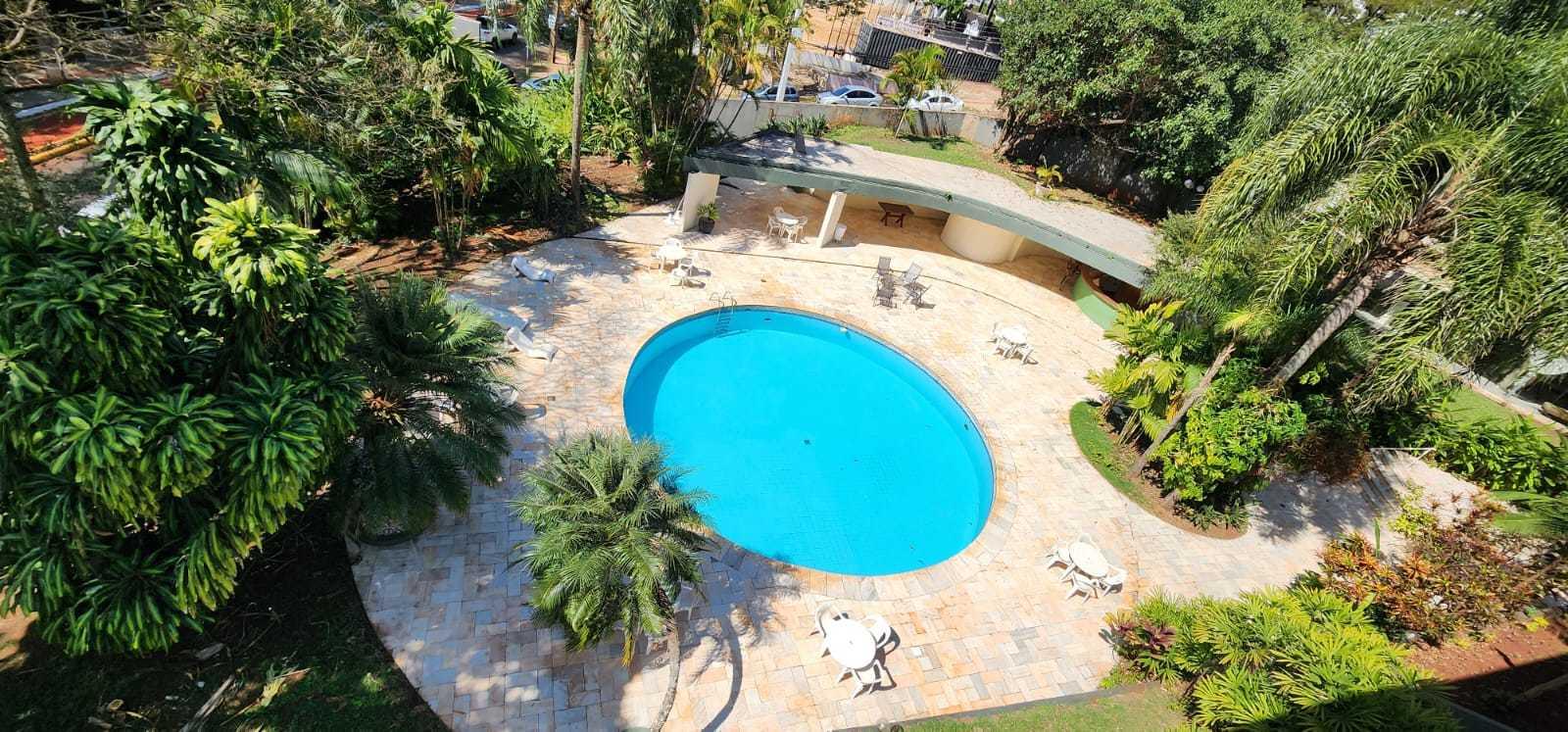 Vista Piscina Goldmen Business Londrina