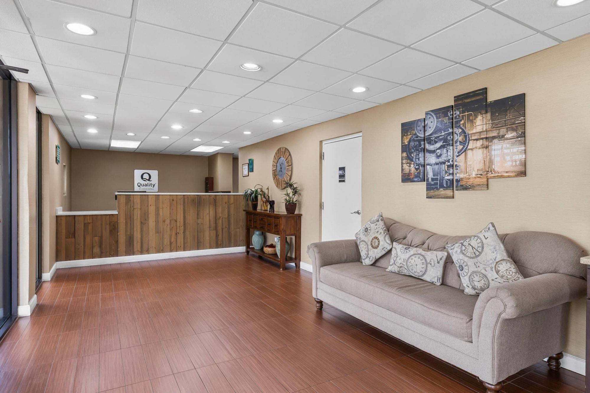Vista Lobby Quality Inn Kinston Hwy 70