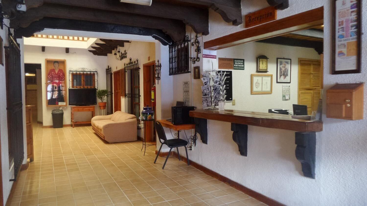 Vista Lobby Hotel Don Quijote