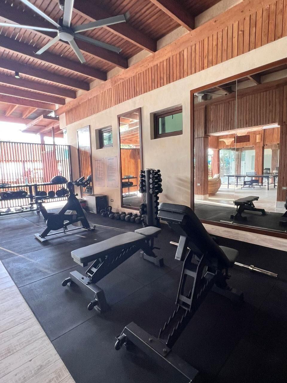 Gimnasio Paraiso Rainforest and Beach Hotel