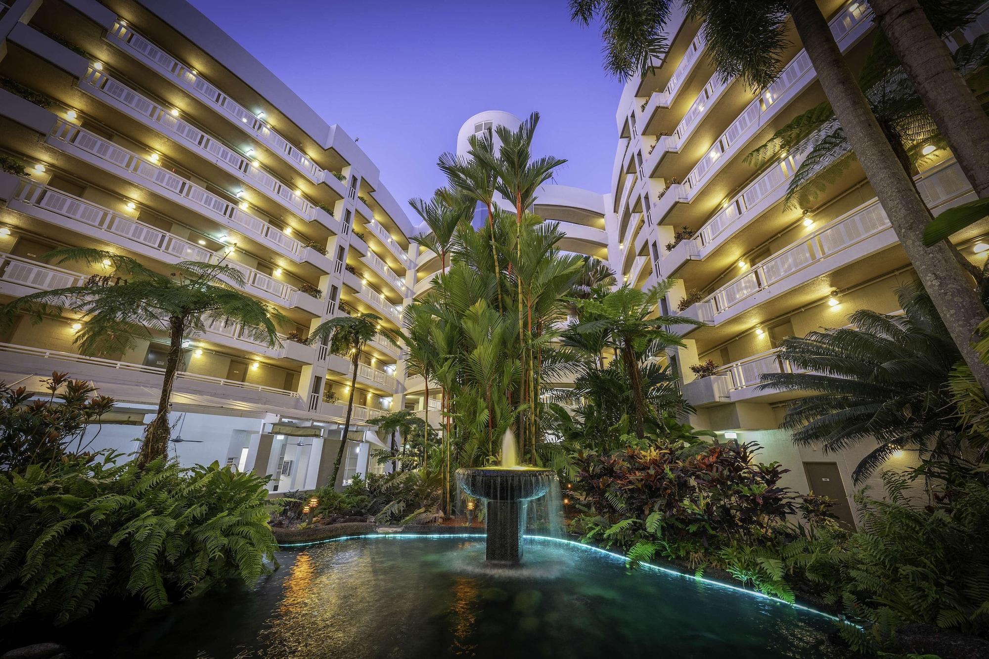 Vista Exterior DoubleTree by Hilton Hotel Cairns