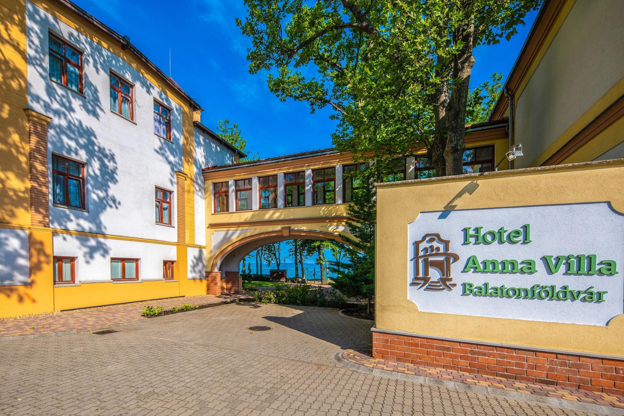 Vista Exterior Hotel Anna Villa