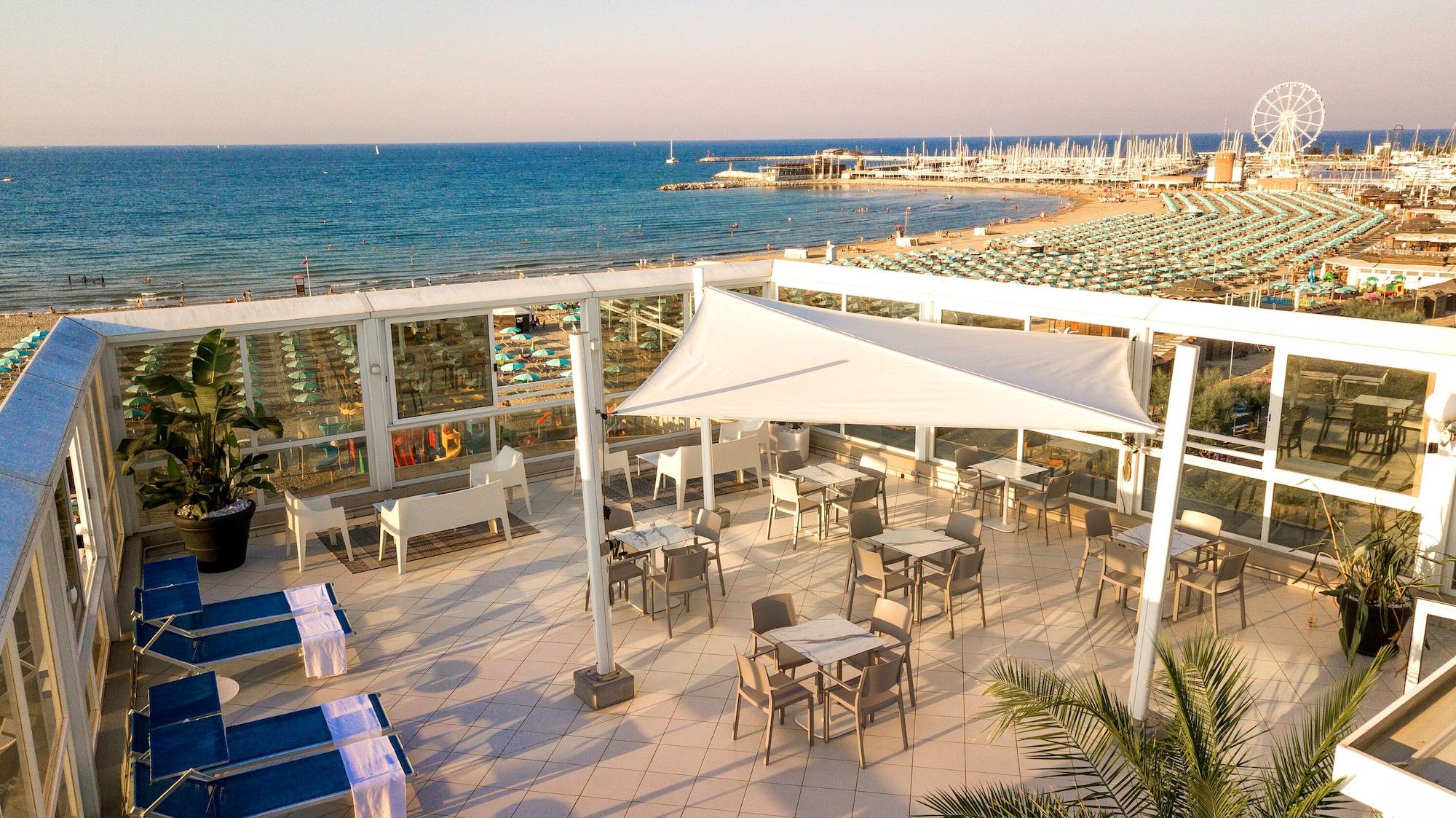 Vista Exterior Hotel Baia Imperiale & Spa