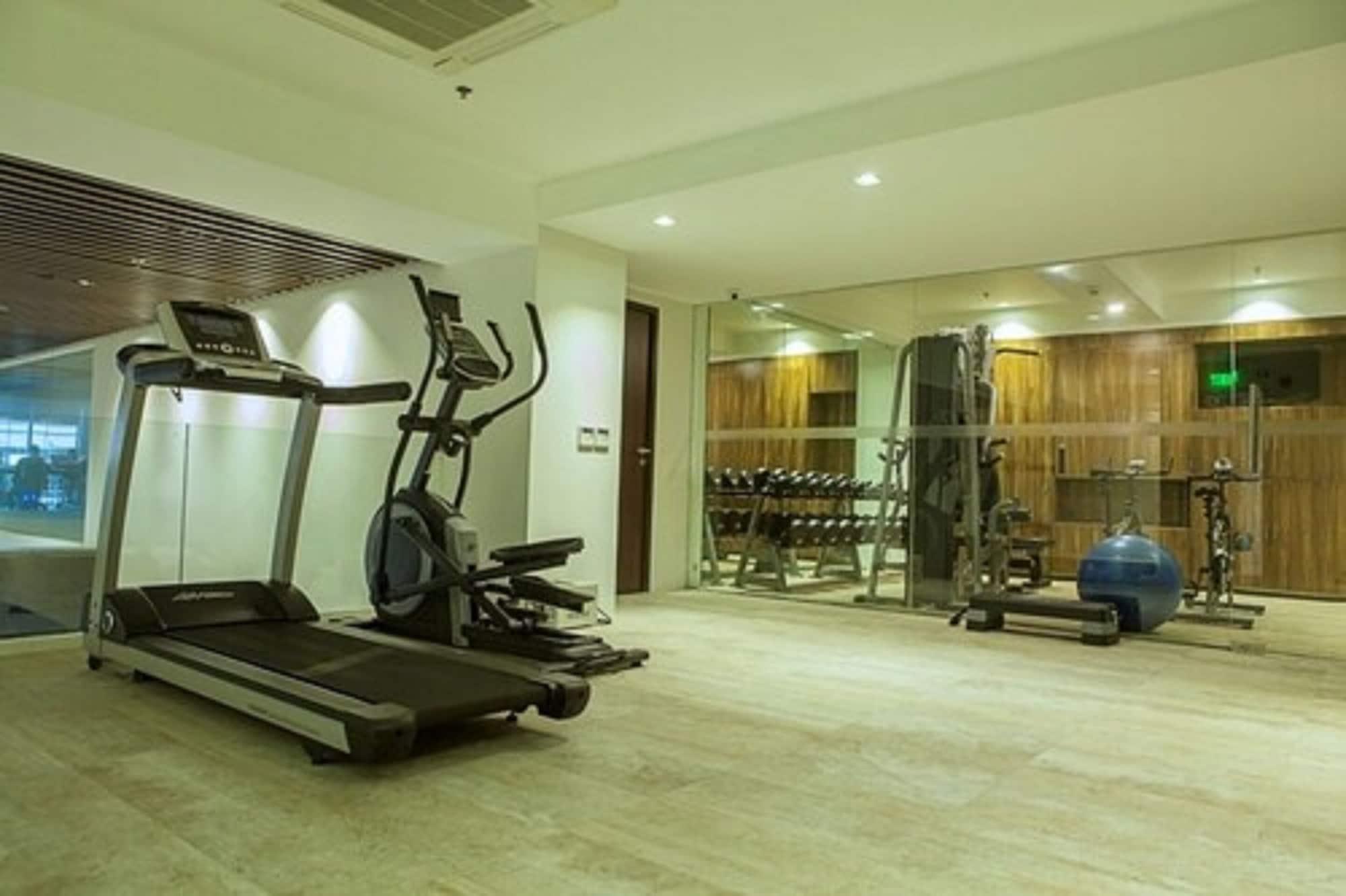 Gimnasio Ramada Encore Makati
