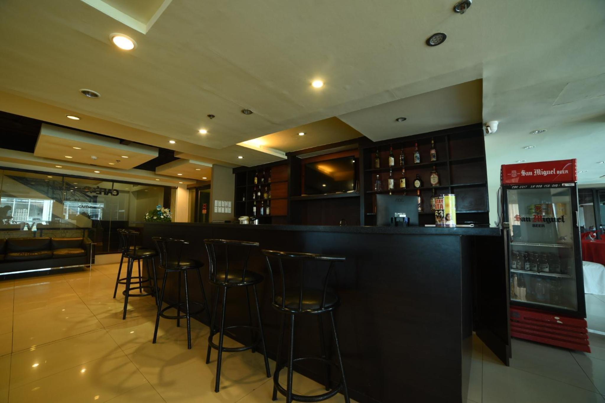 Bar/Salón Marcian Business Hotel