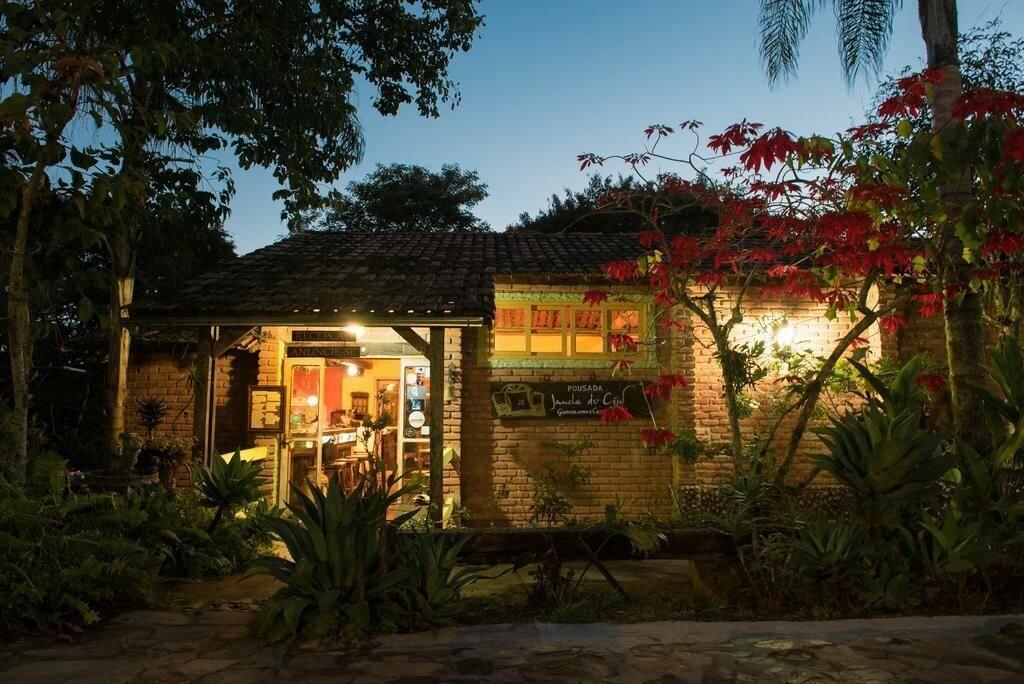 Vista Exterior Pousada Janela do Céu