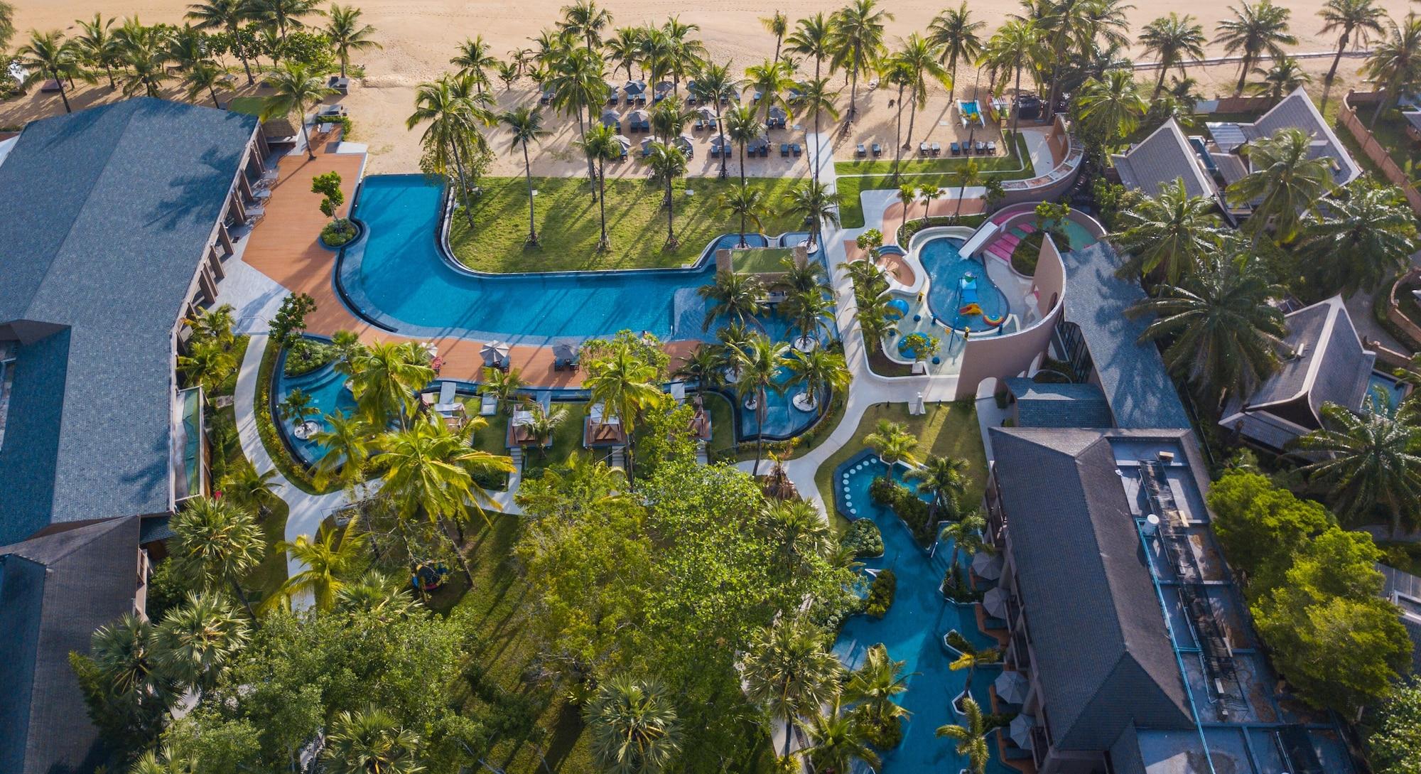 Vista Exterior La Flora Khao Lak