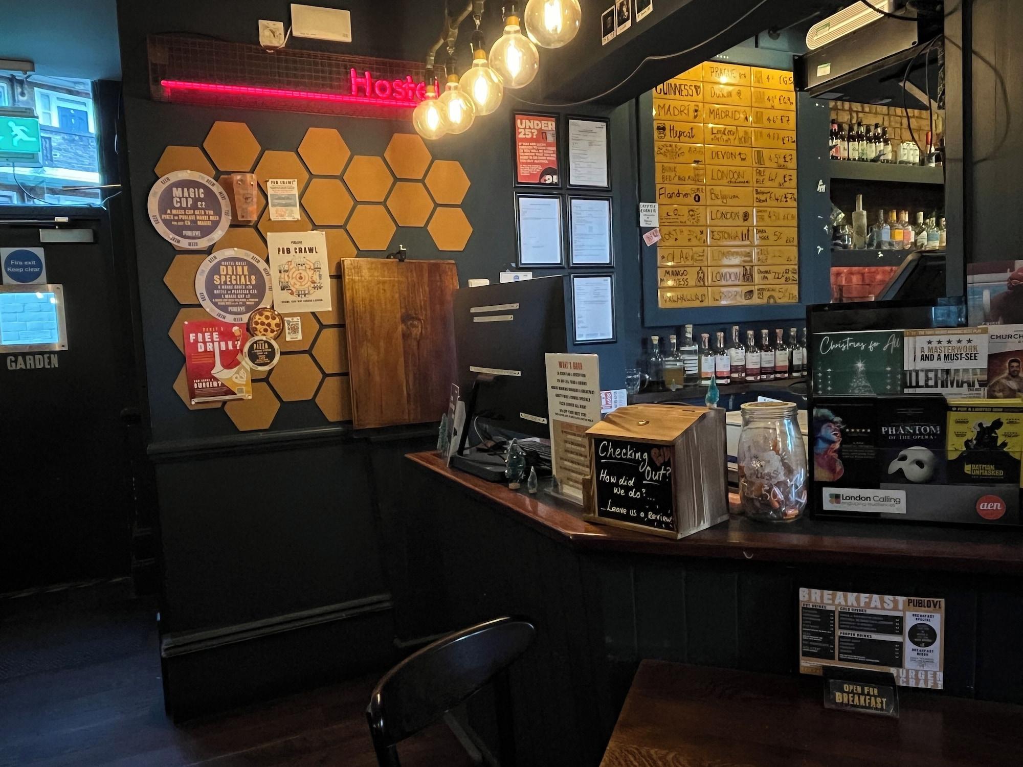 Vista Lobby PubLove @ The Steam Engine - Hostel