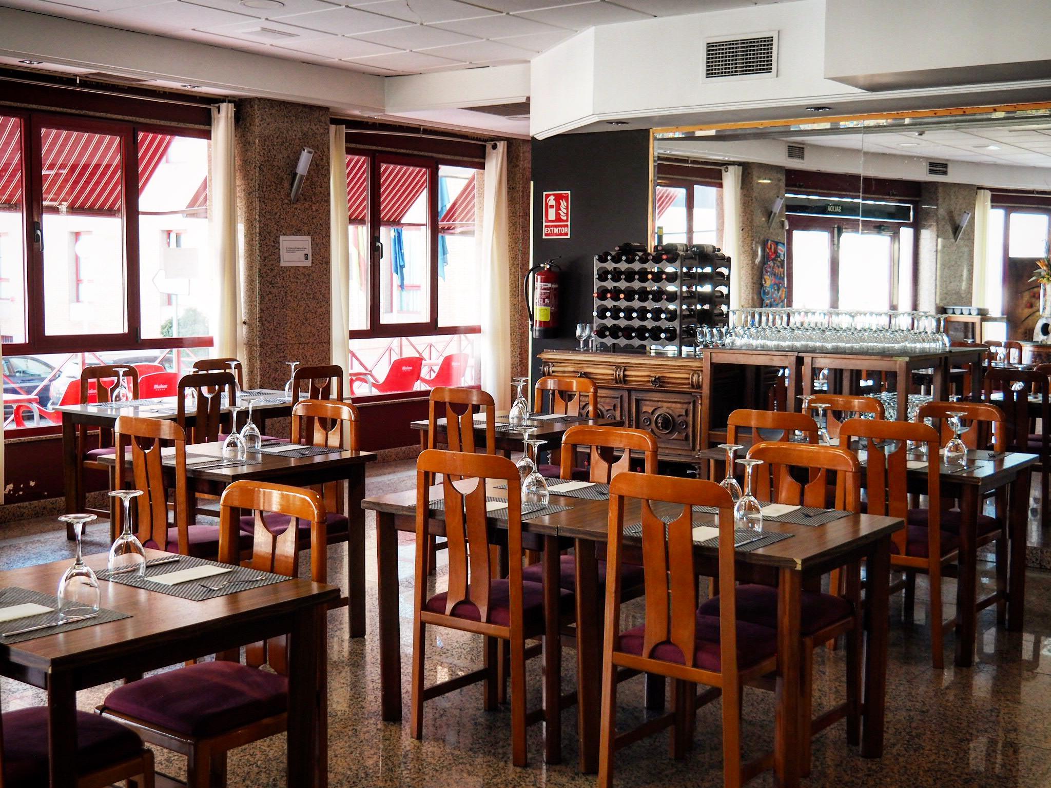 Bar/Salón Hotel Humanes