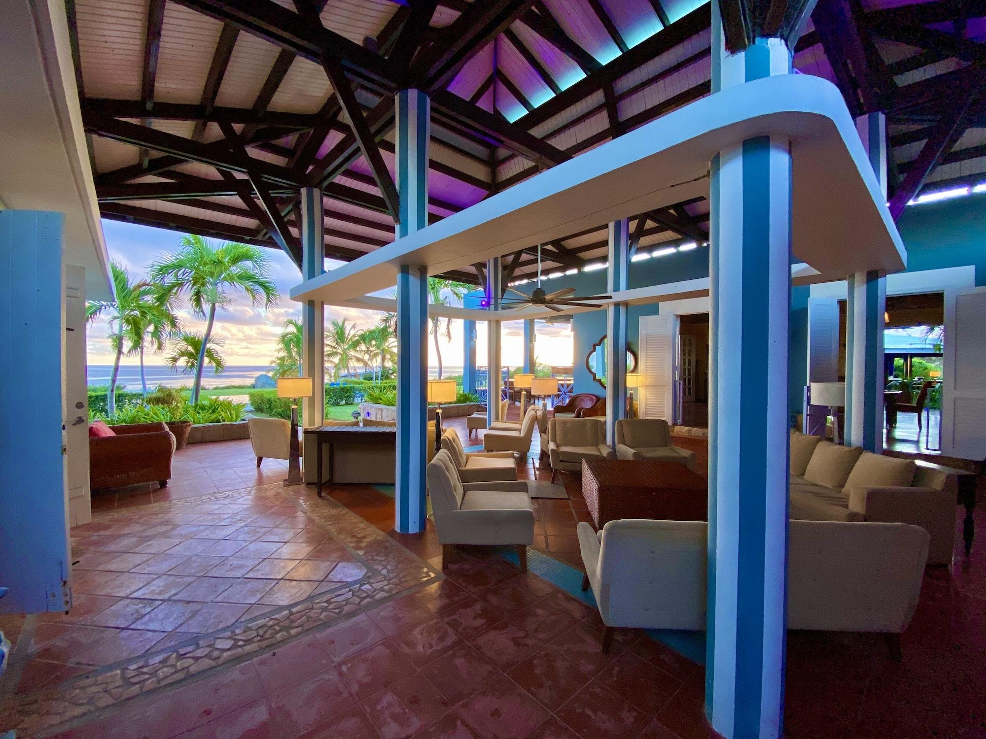 Vista Lobby Blue Horizon Boutique Resort - Adults Only
