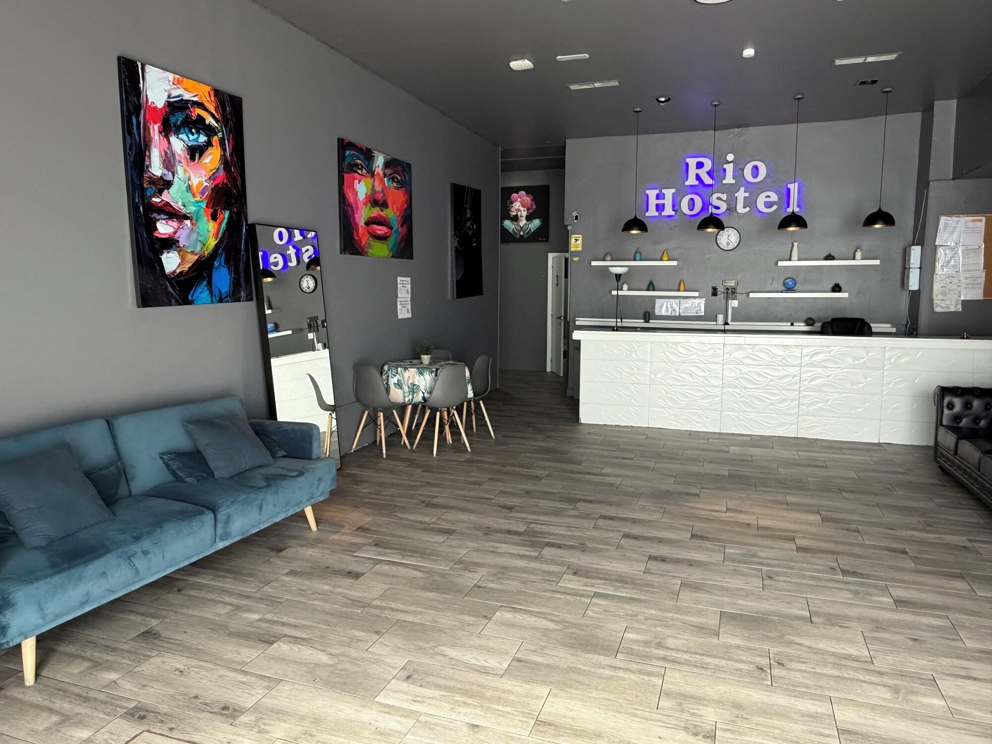 Varios Rio Hostel