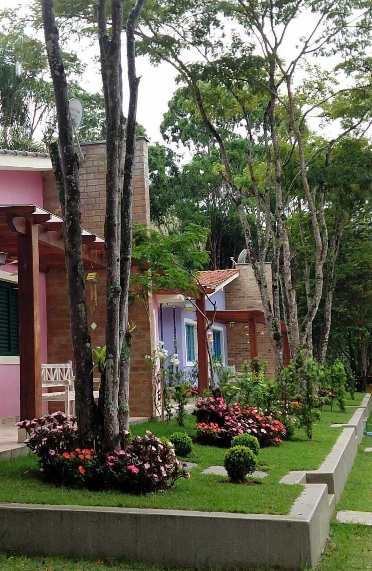 Vista Exterior Pousada Villa das Aguas Ecovillage