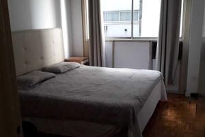 Alquiler Vacacional - Sleeps 4 Downtown Apartment for rent, 20 yards from Corrientes Ave.