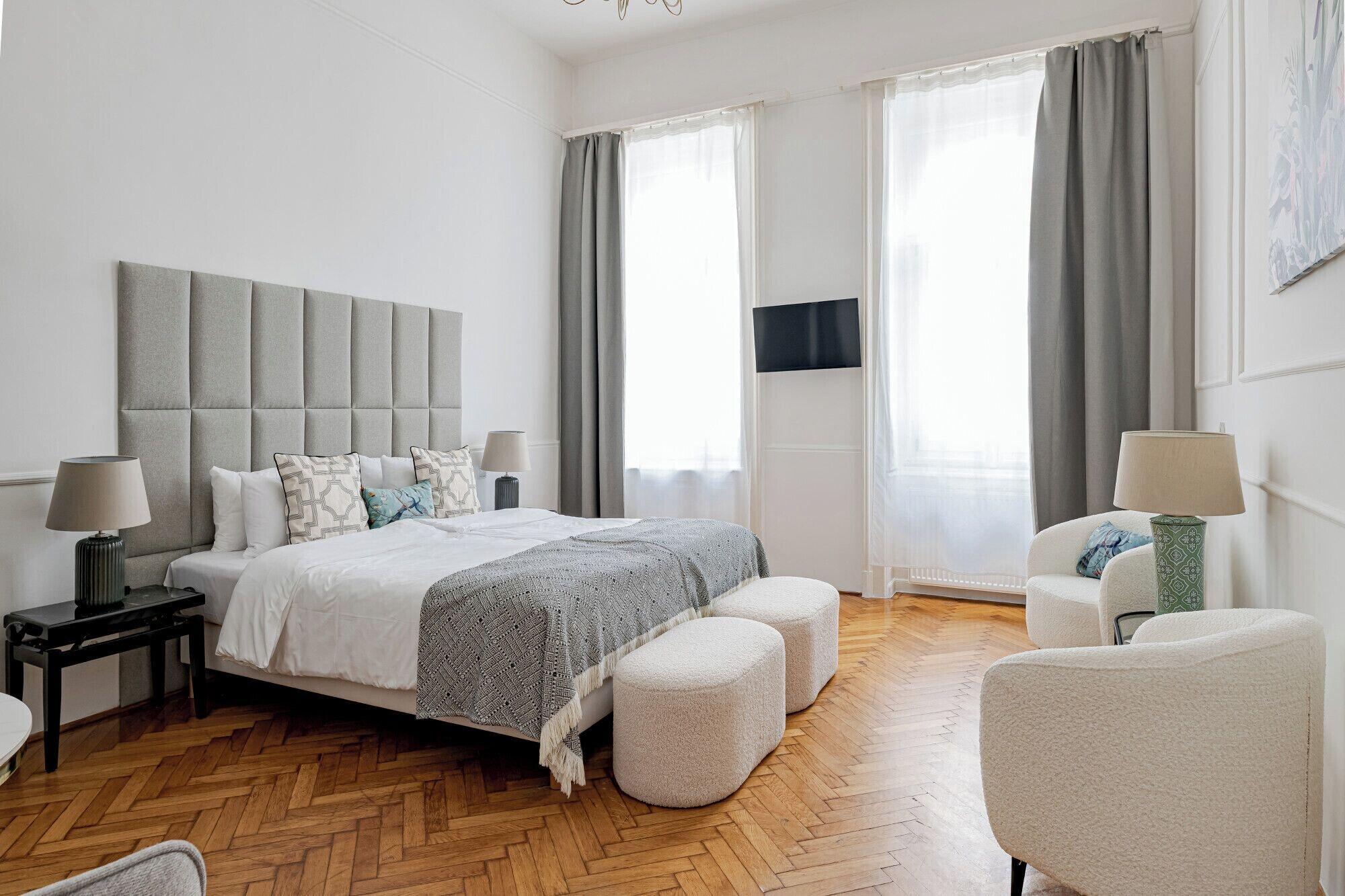 Varios House Beletage-Boutique Hotel