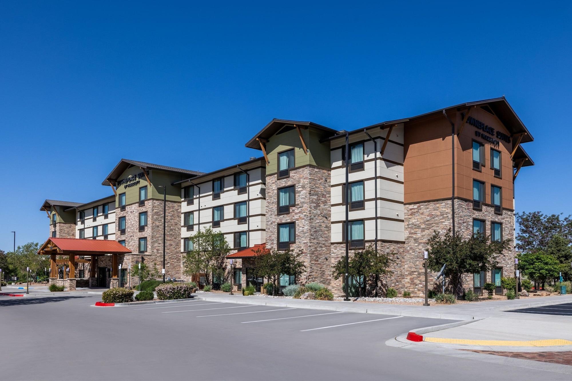 Vista Exterior TownePlace Suites Albuquerque North