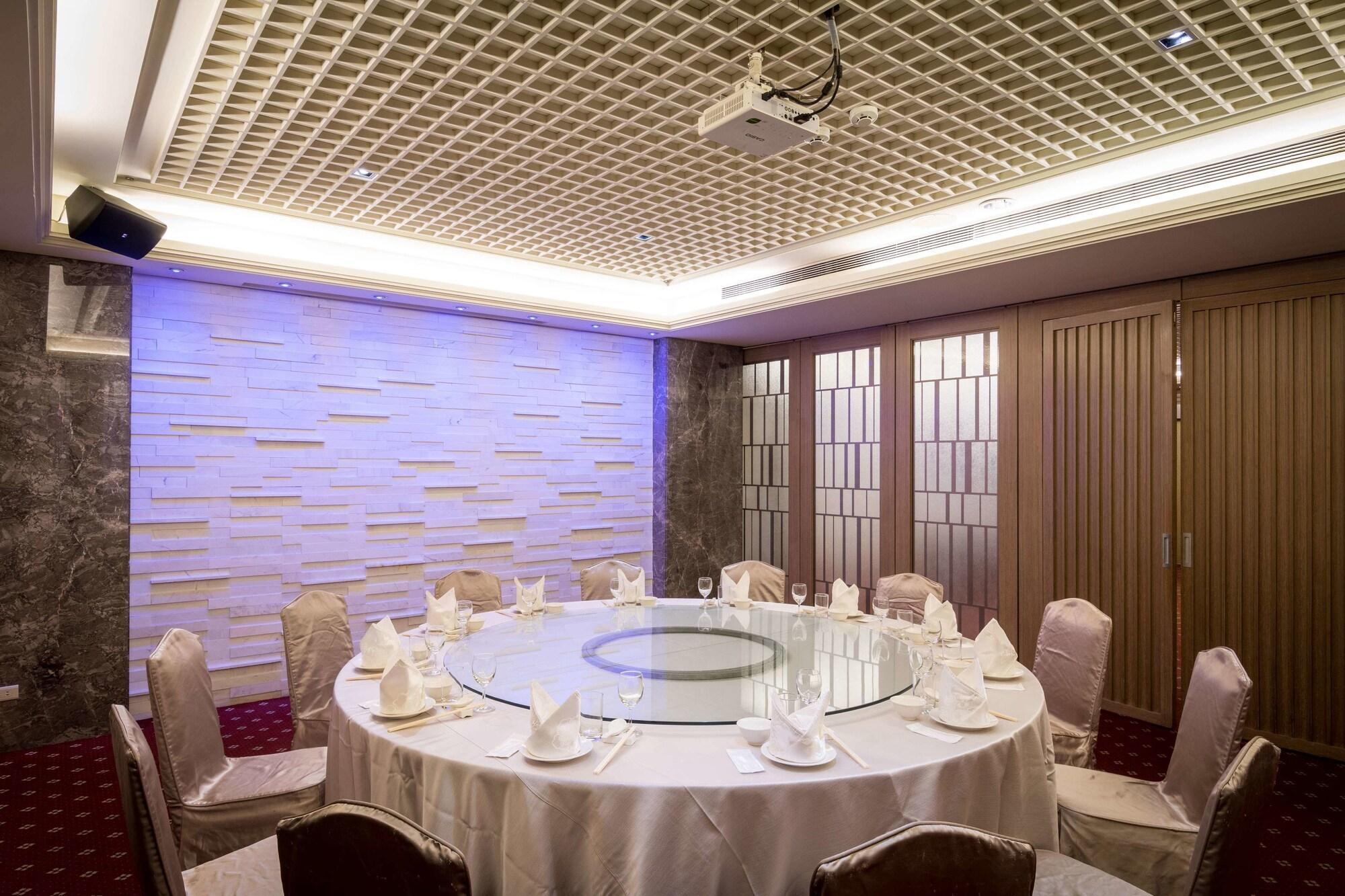 Restaurant Grand View Hotel
