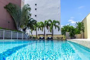 Alojamiento - Delmond Hotel