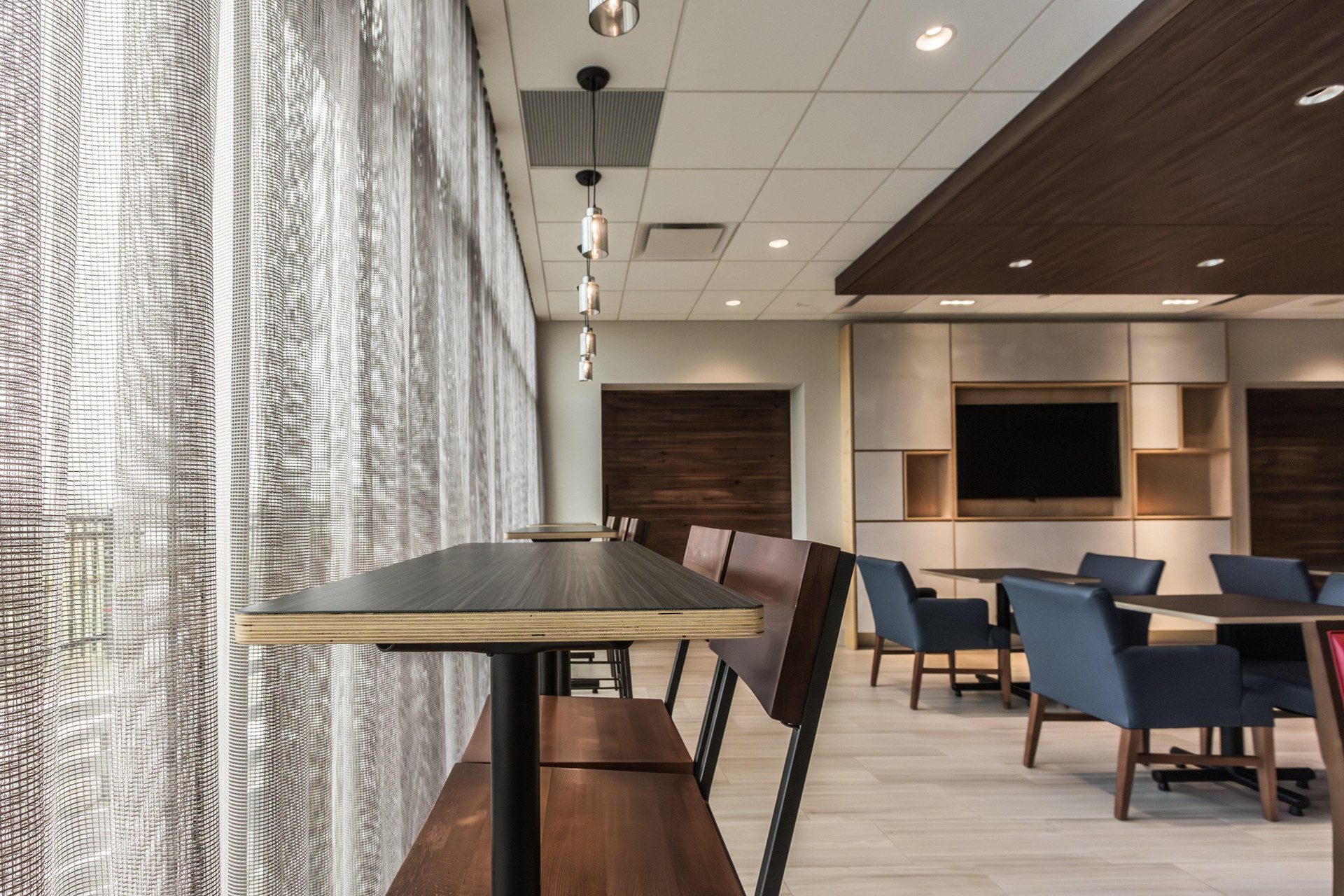 Restaurant Holiday Inn Express & Suites Welland by IHG