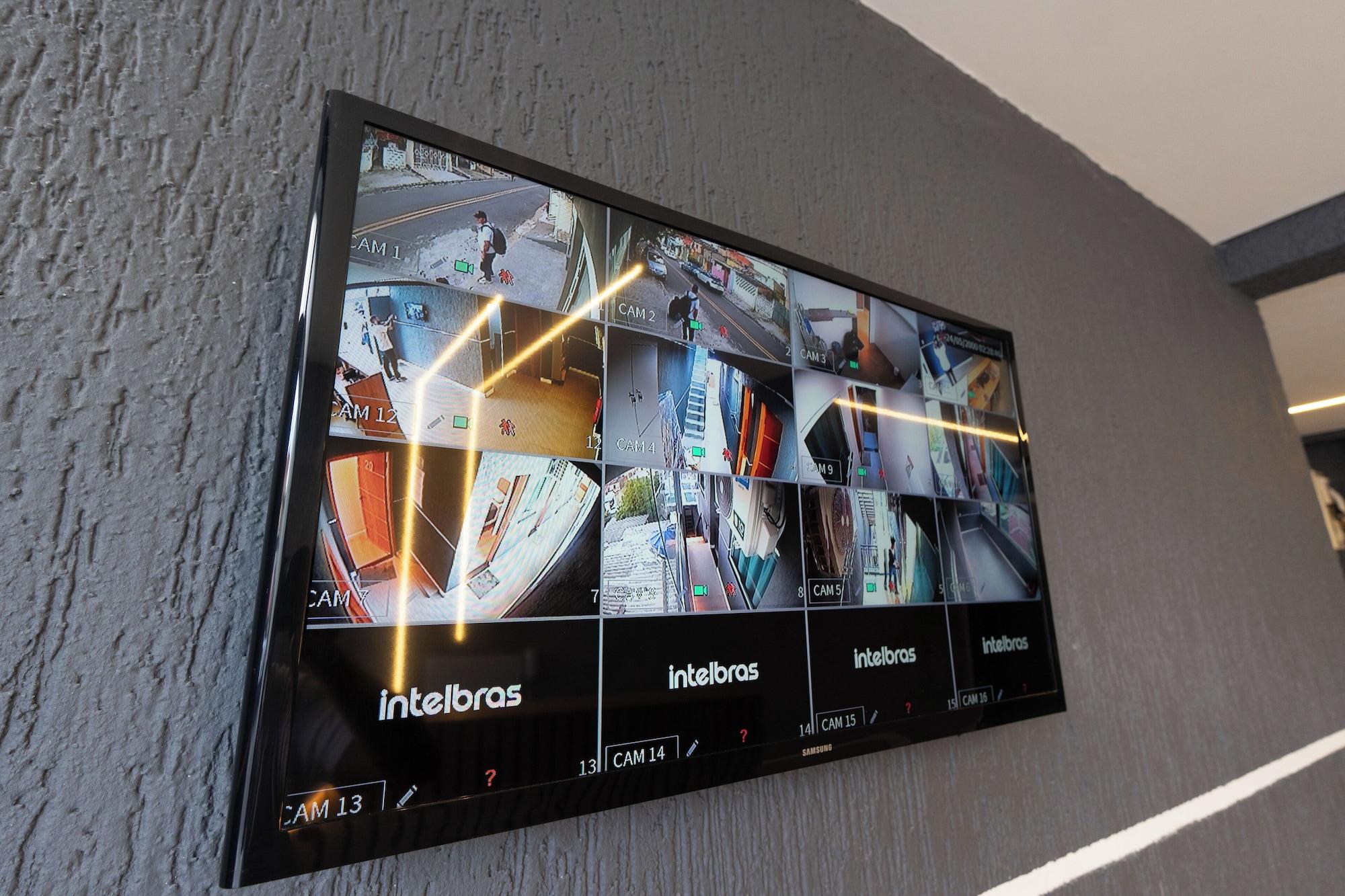 Vista Lobby Hostel Village GRU