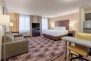 Alojamiento - Landmark Suites