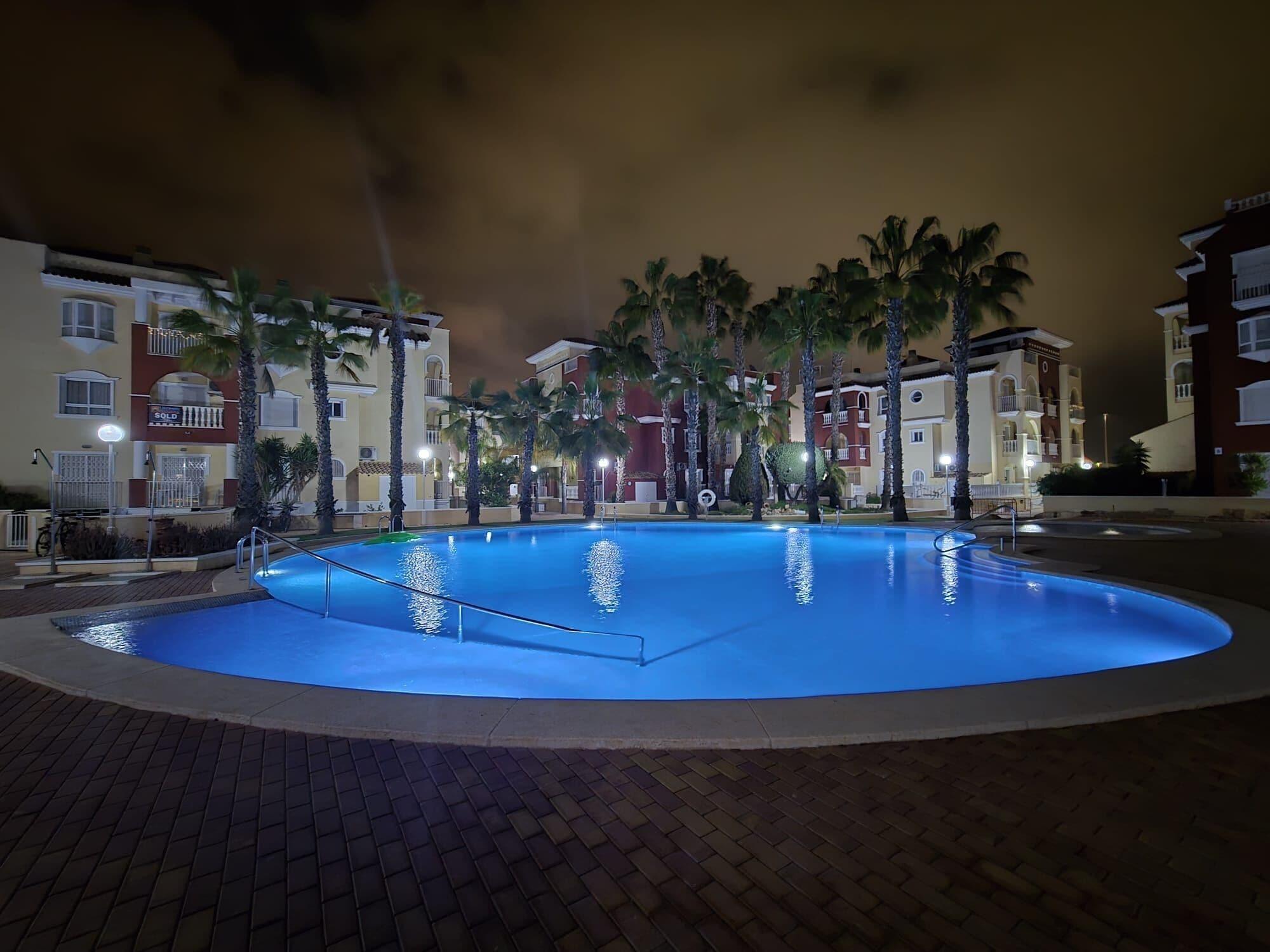 Vista Piscina Stunning ground floor 2 bed apartment.