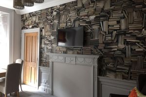 Alquiler Vacacional - Beautiful 2 bedroom 2 shower room by Castle Royal Mile Old Town