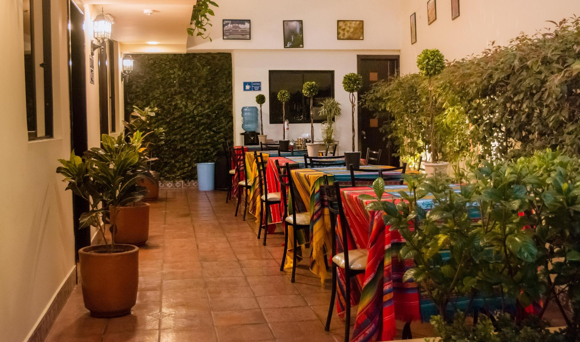Restaurant Hospedaje LA FAROLA