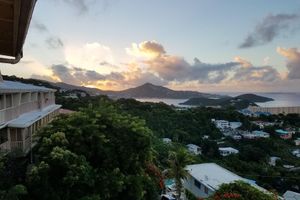 Alojamiento - Sunset Gardens Guesthouse
