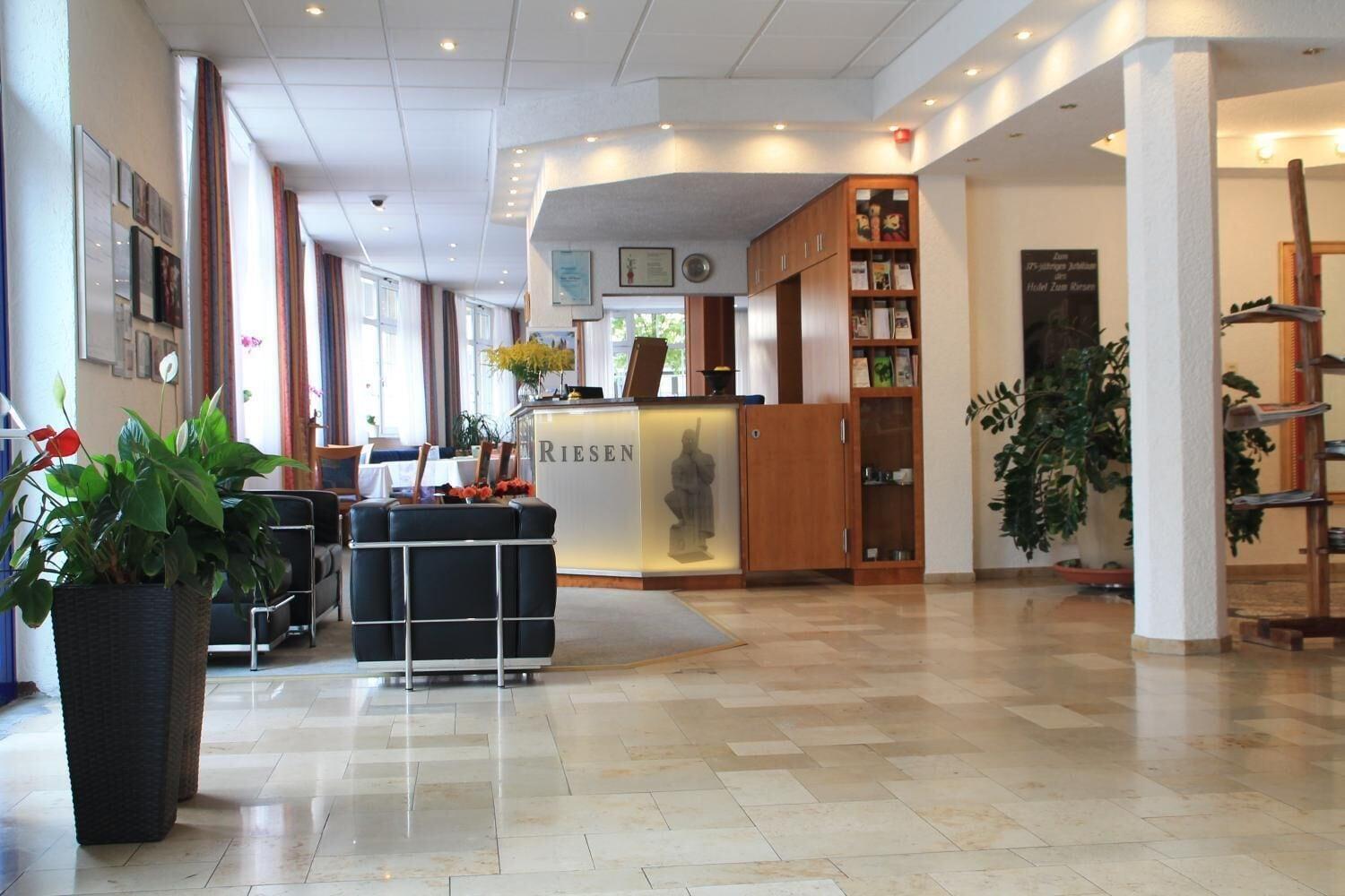 Vista Lobby HOTEL RIESENJunior by Trip Inn