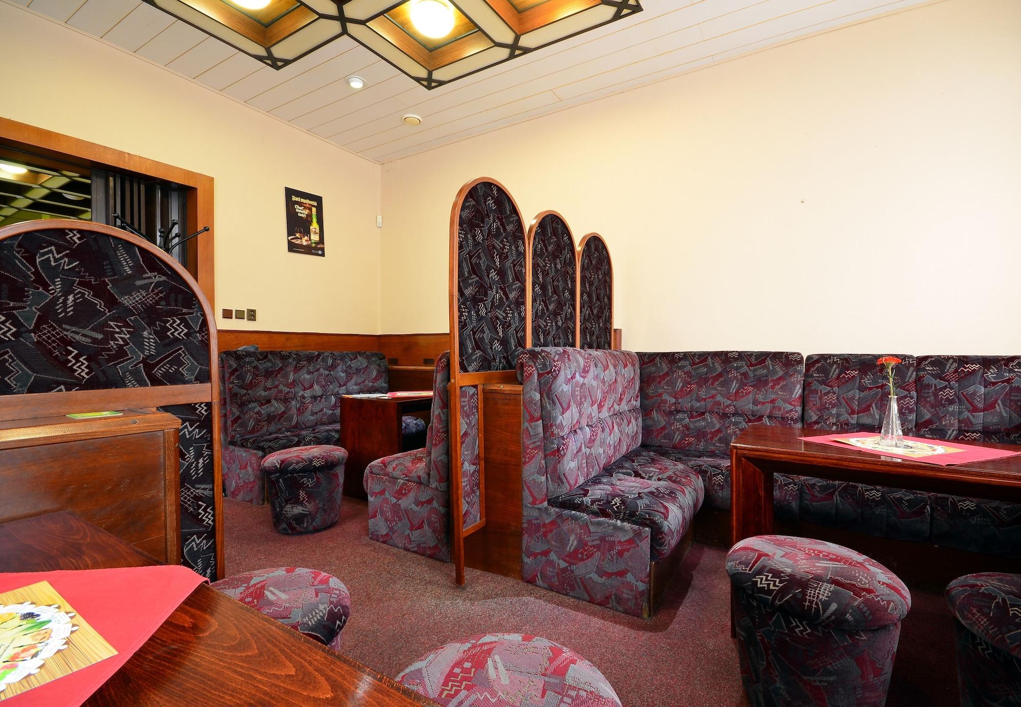 Bar/Salón Hotel Isora