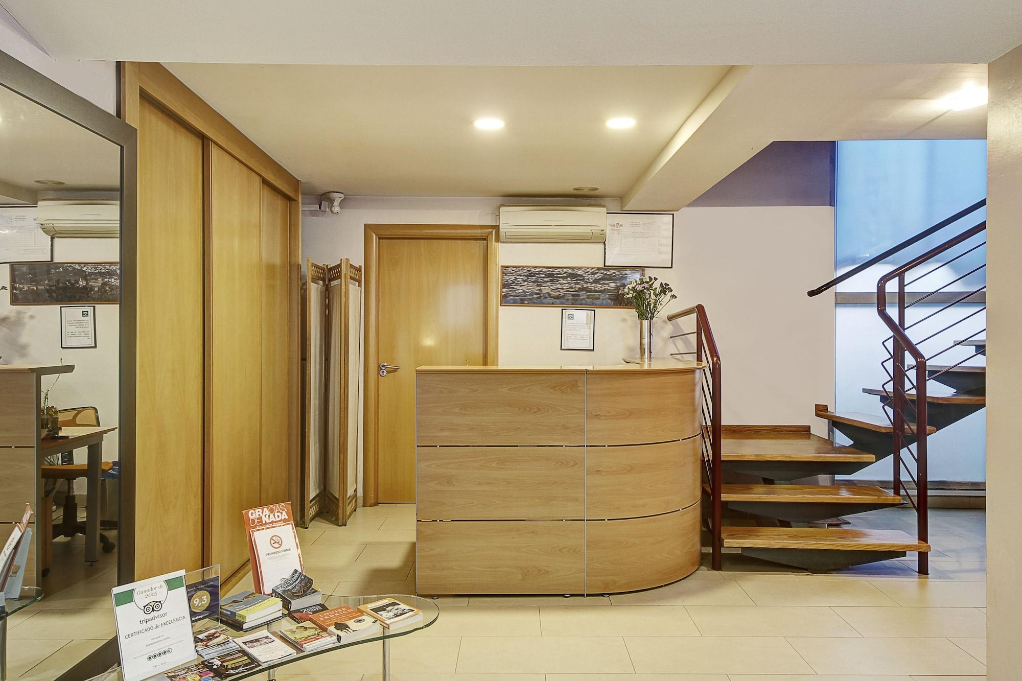 Vista Lobby Apartamentos Turísticos Centro