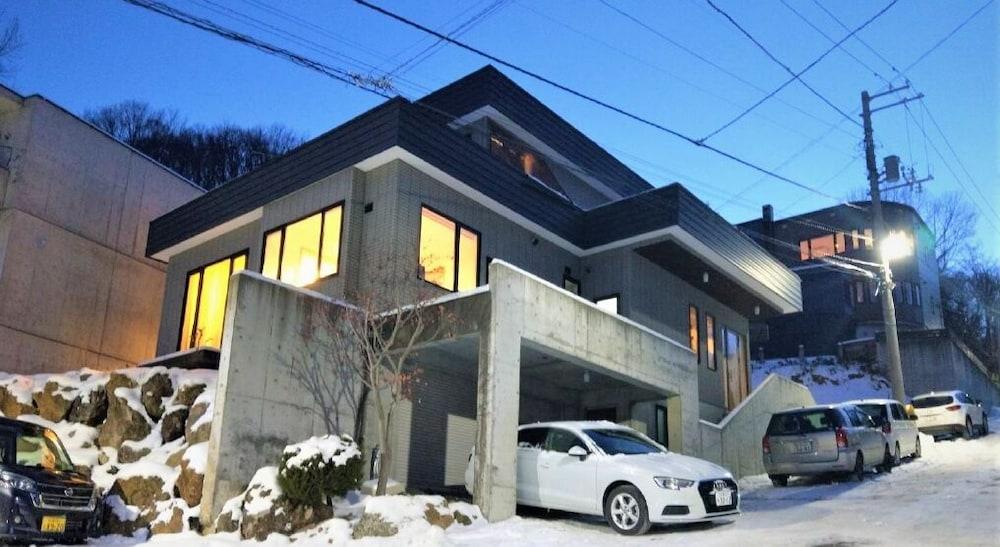 Vista Exterior Sapporo Glamping Villa Carta