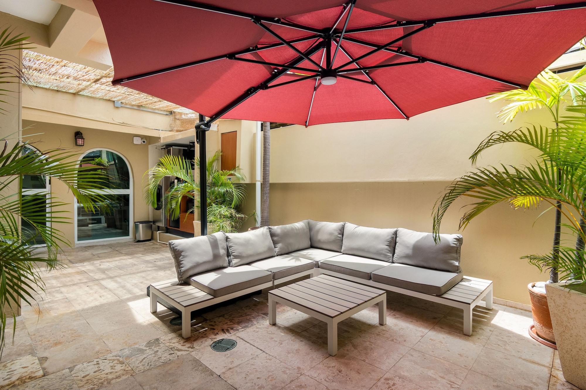 Vista Exterior Ayana Inn PR