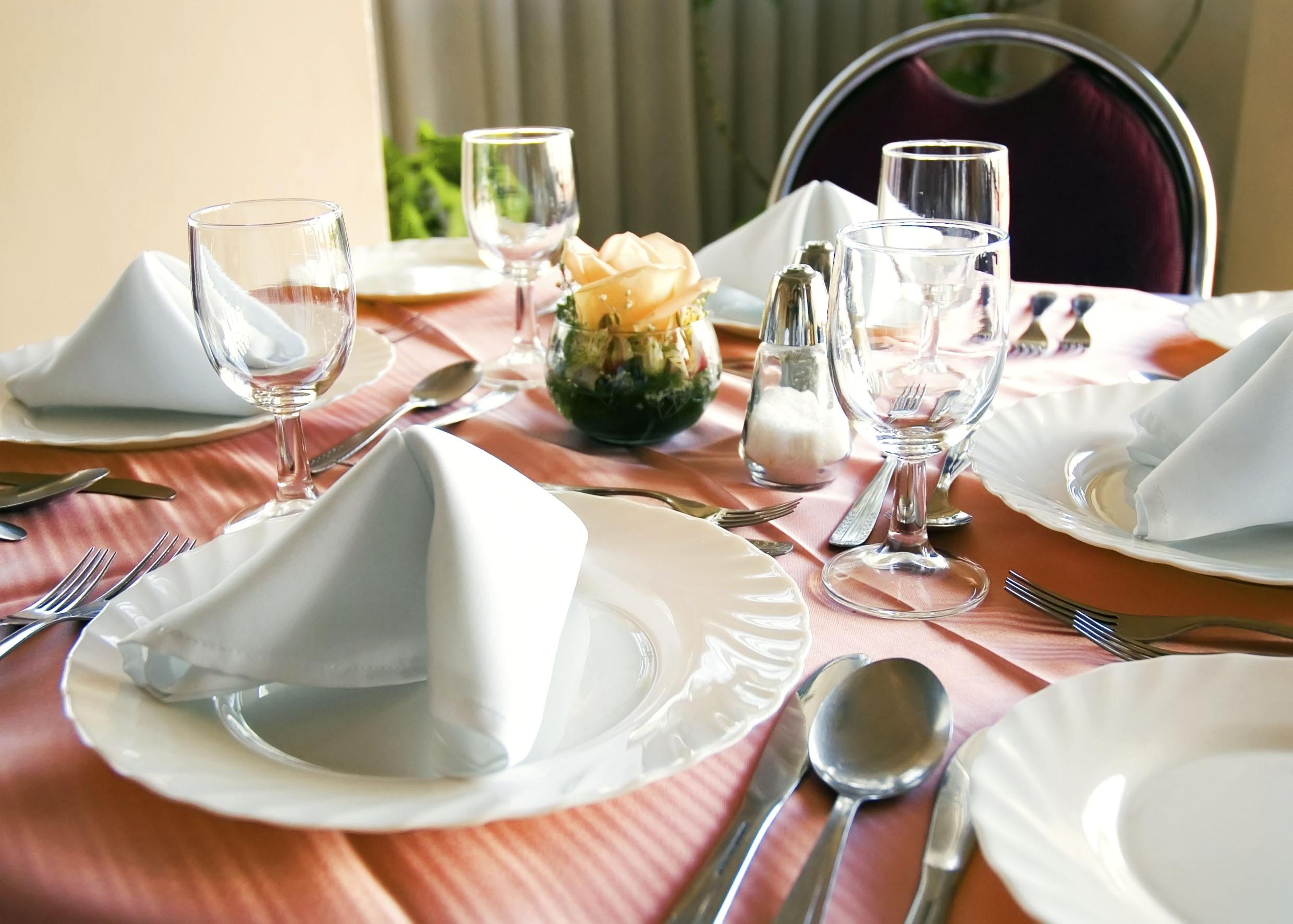 Varios Americana Hotel