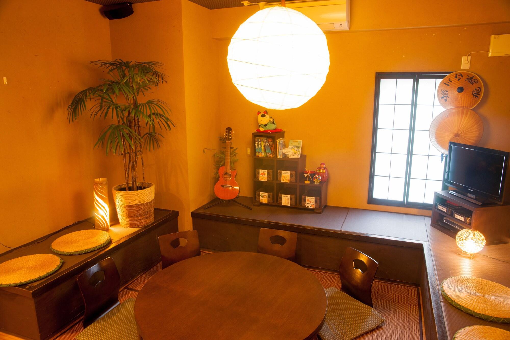 Vista Lobby K's House Tokyo Oasis - Hostel