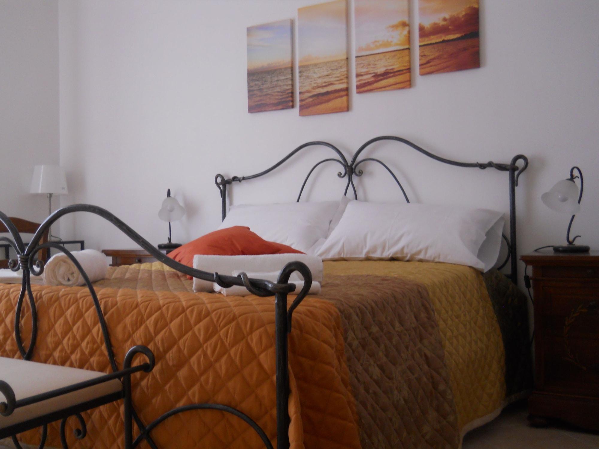 Varios Bed and Breakfast "CIELO & MARE" Pozzallo (RG)  (CIR 19088008C101573)