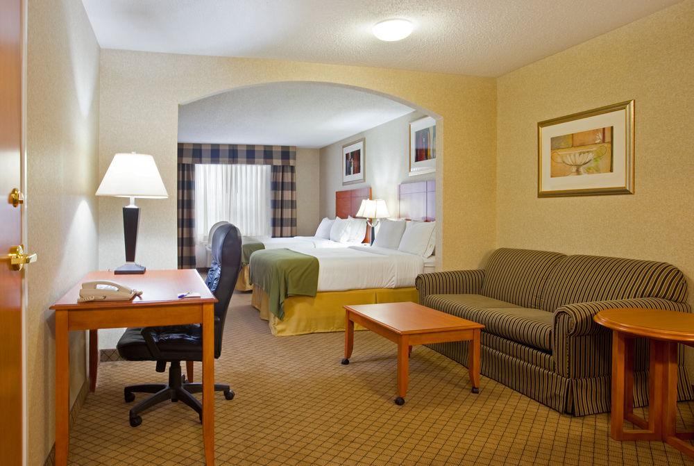 Habitación Holiday Inn Express Hotel & Suites Goshen by IHG