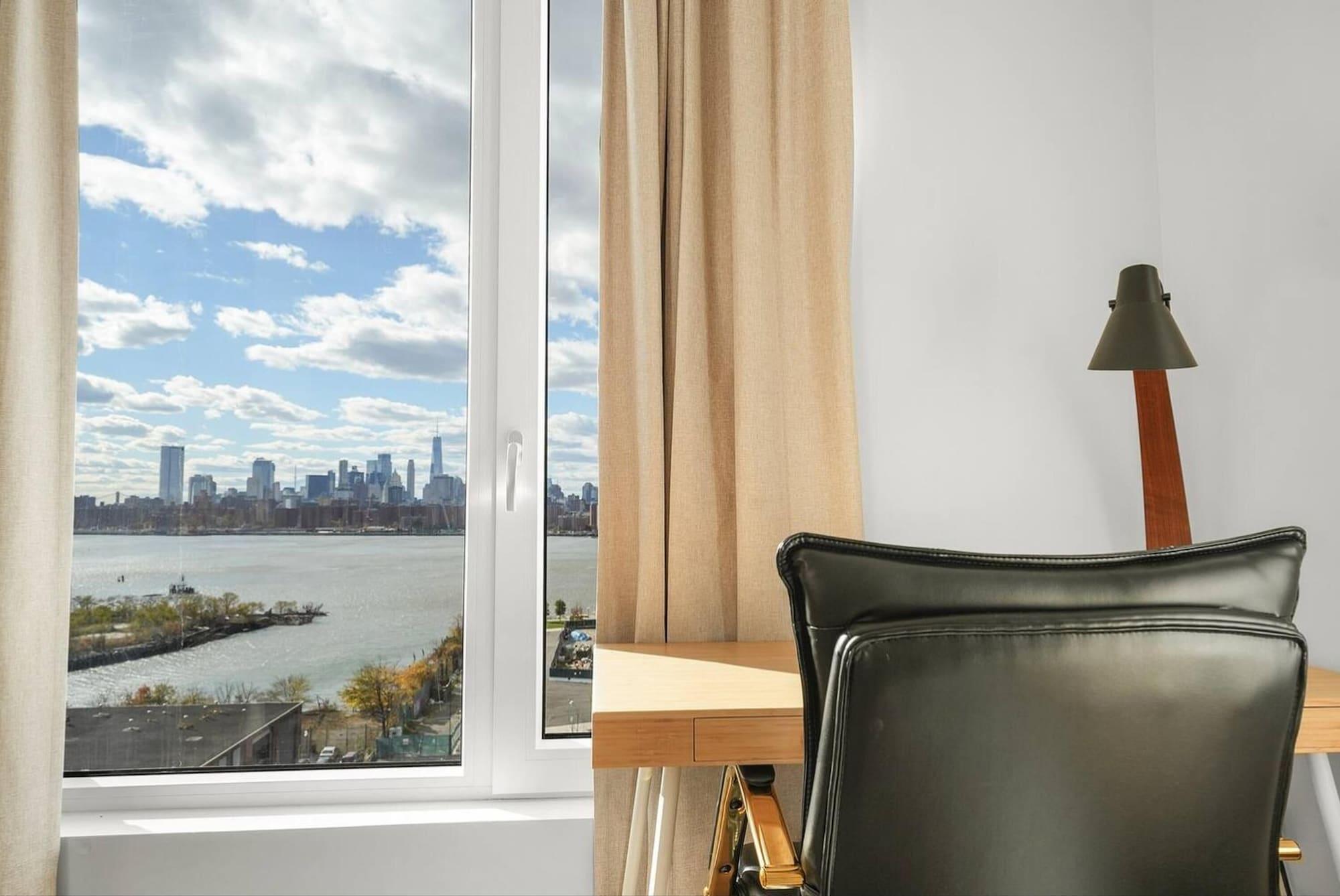 Set de Habitación Chic Brooklyn Stay Steps to G Train