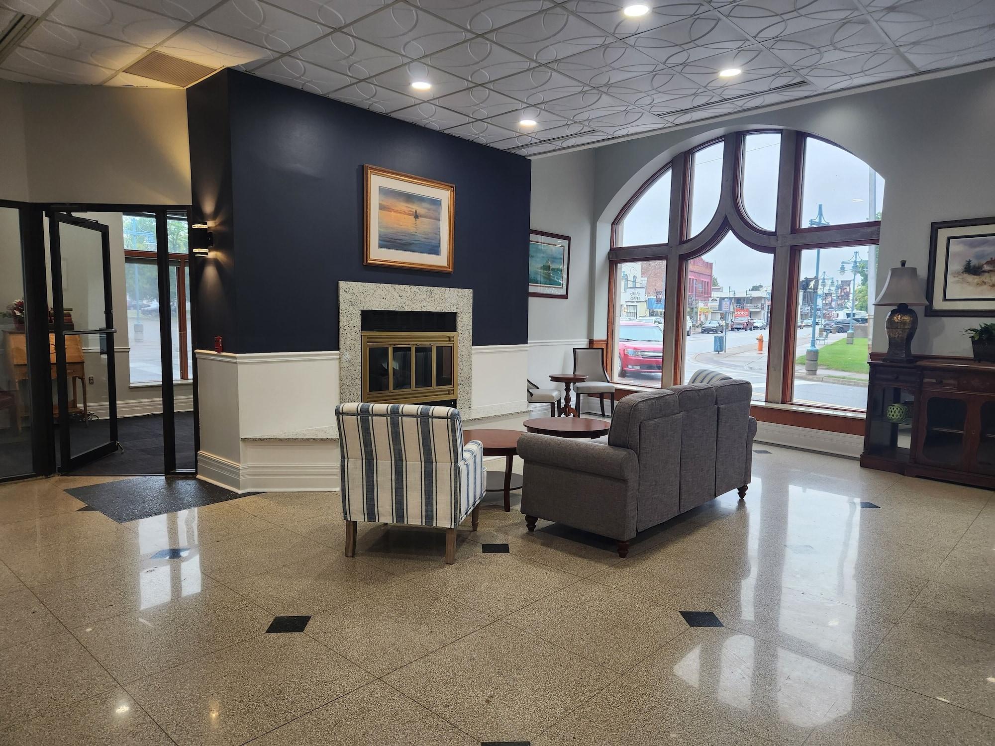 Vista Lobby The Hotel Ojibway, Trademark Collection by Wyndham