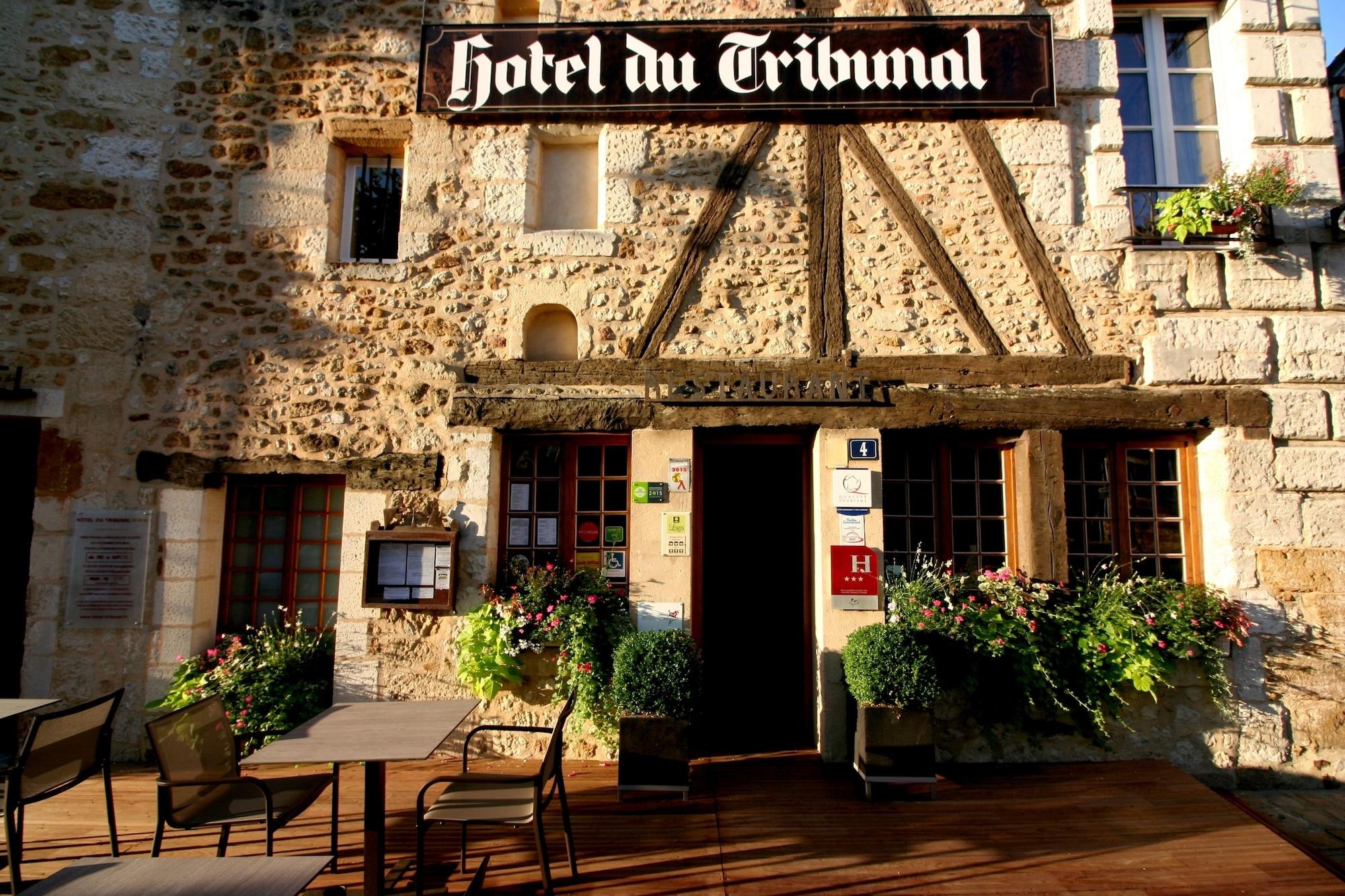 Varios Hotel du Tribunal