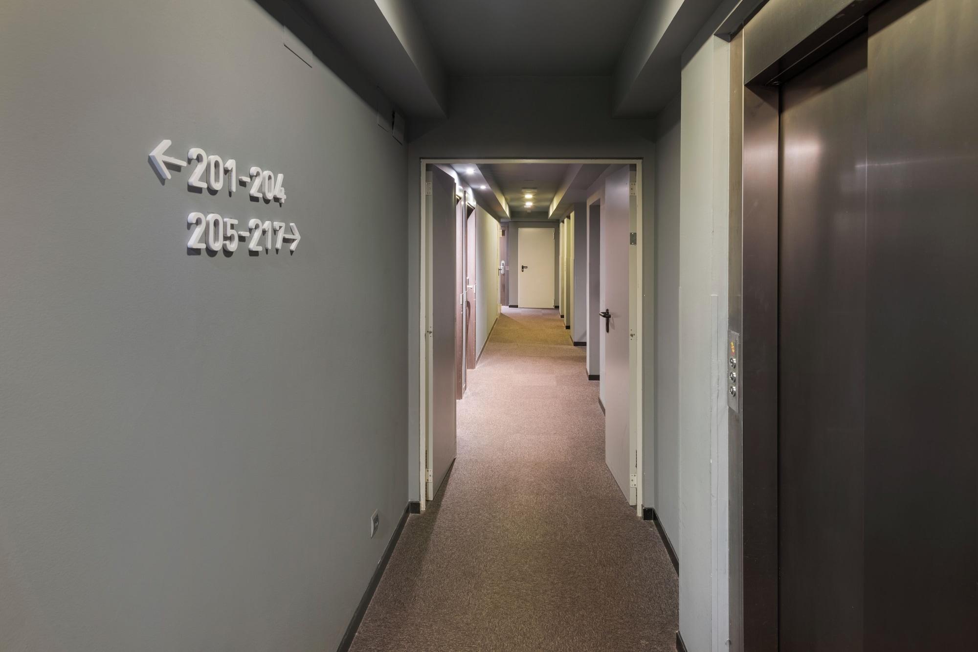 Varios B&B Hotel Barcelona Rubi