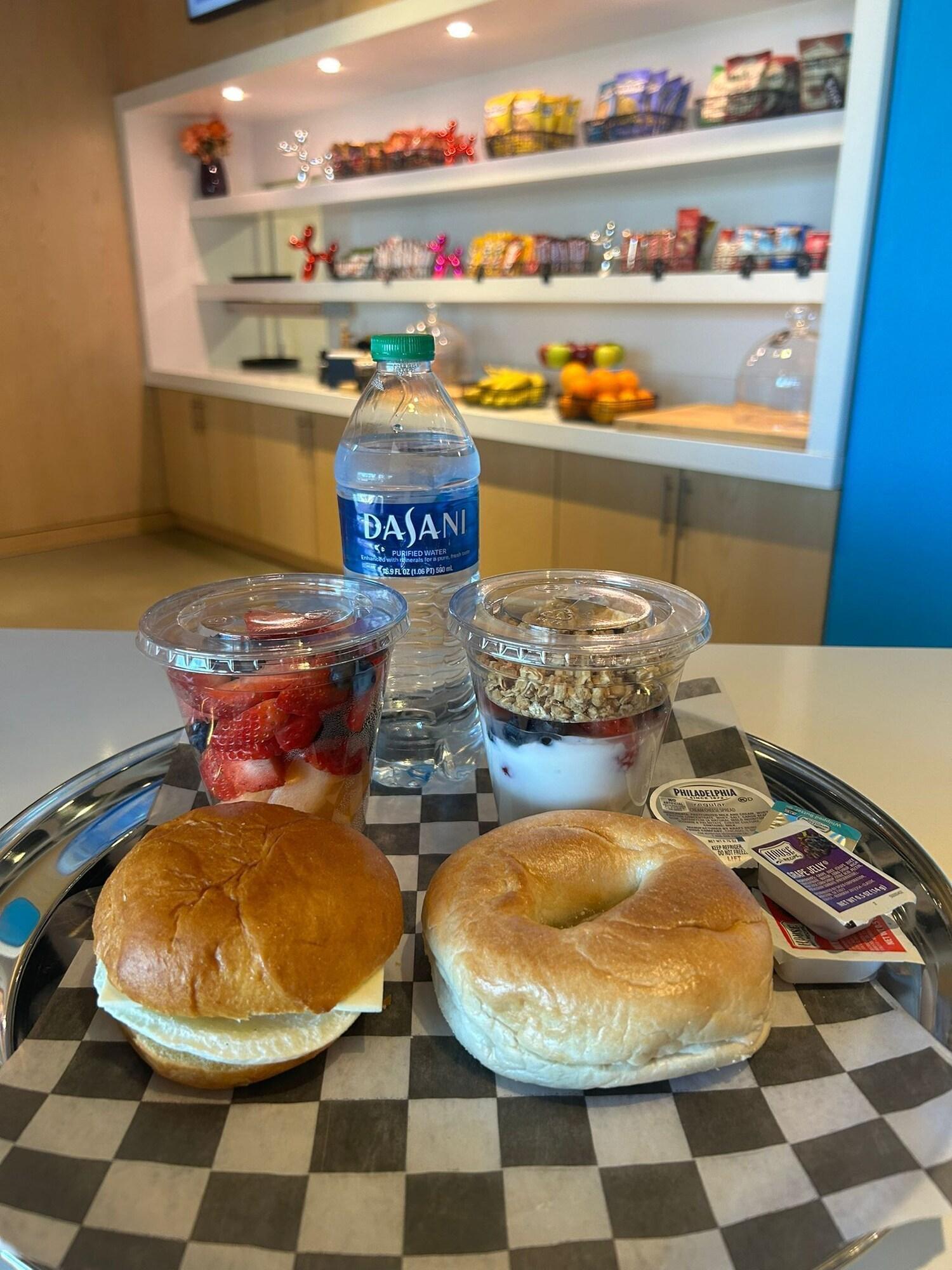 Restaurant Aloft Framingham