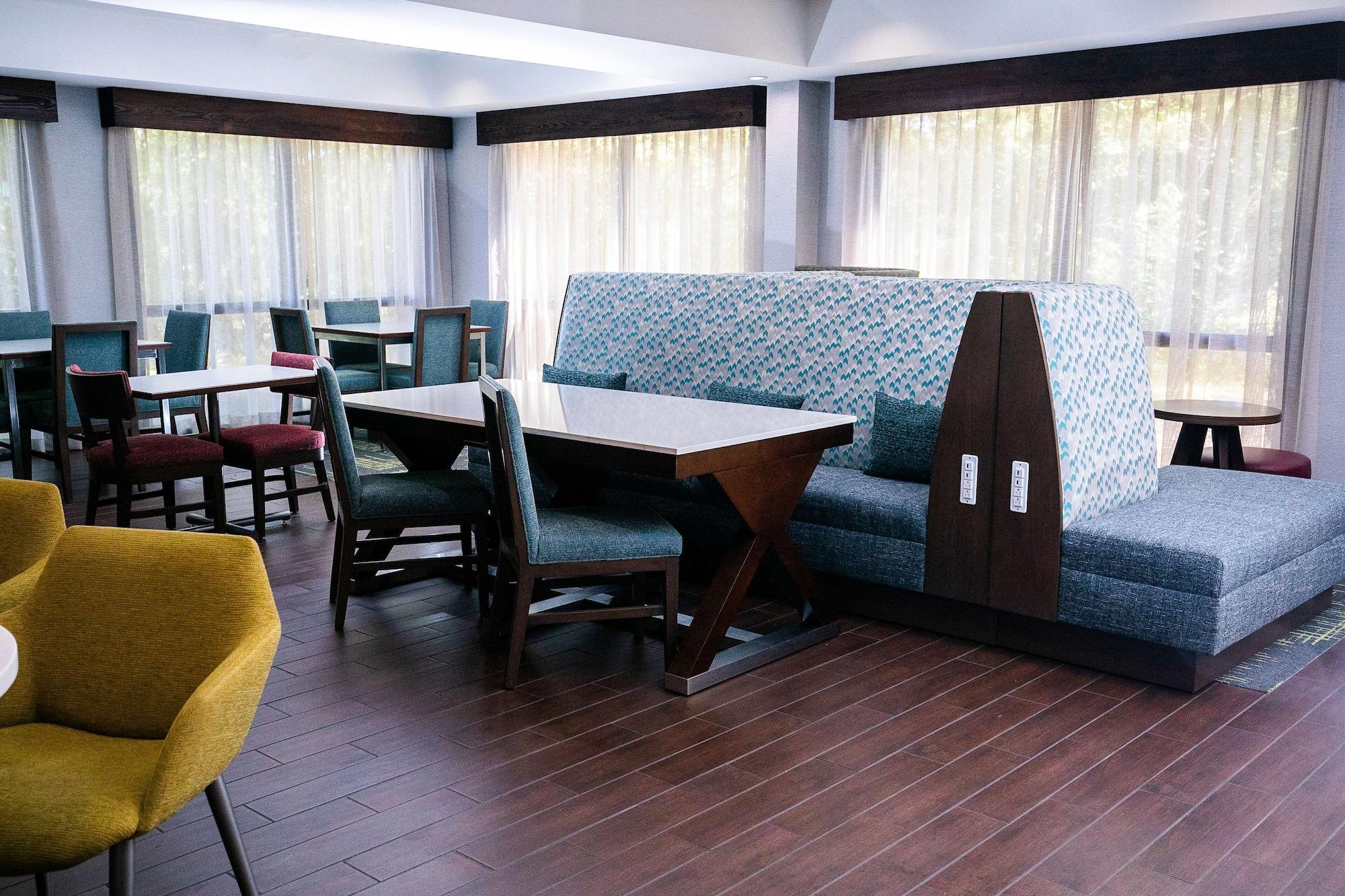 Restaurant Hampton Inn Pickwick Dam-At Shiloh Falls