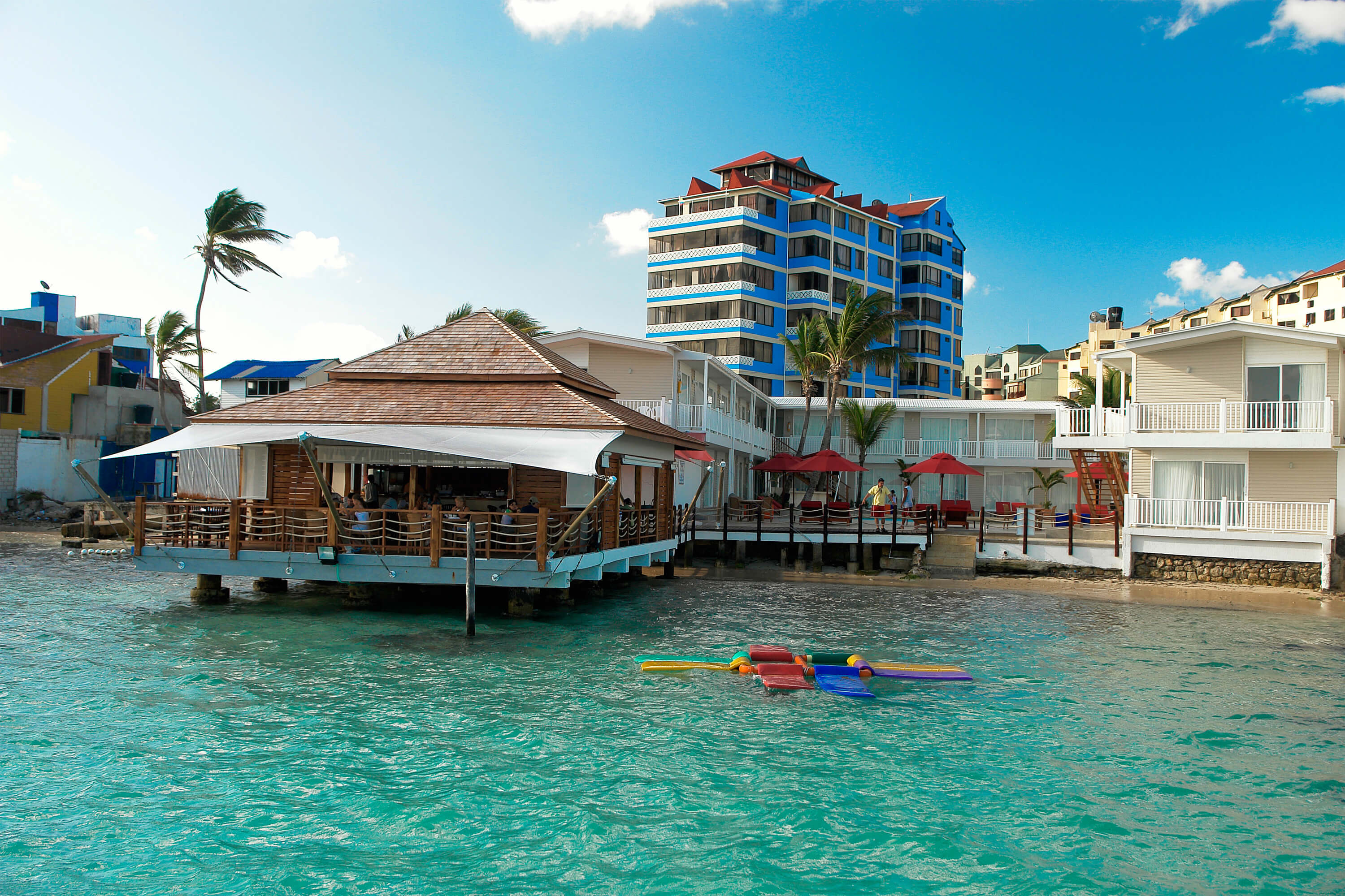 Vista Exterior Decameron Los Delfines All Inclusive