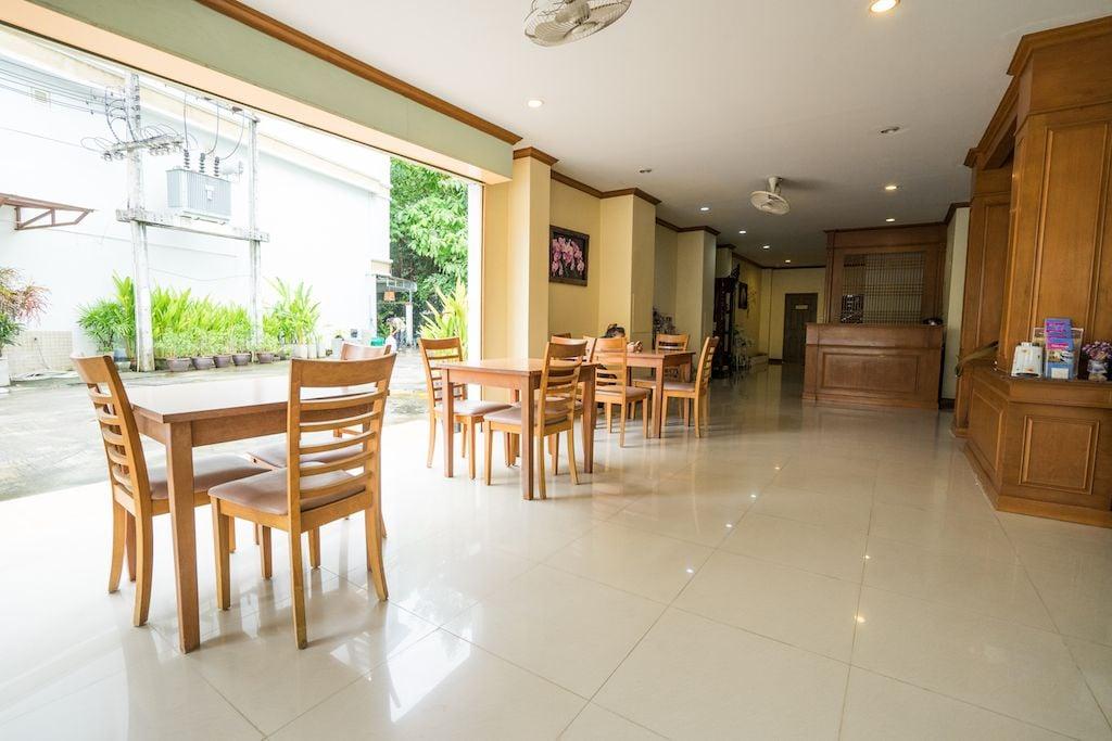 Restaurant Pranang Flora House