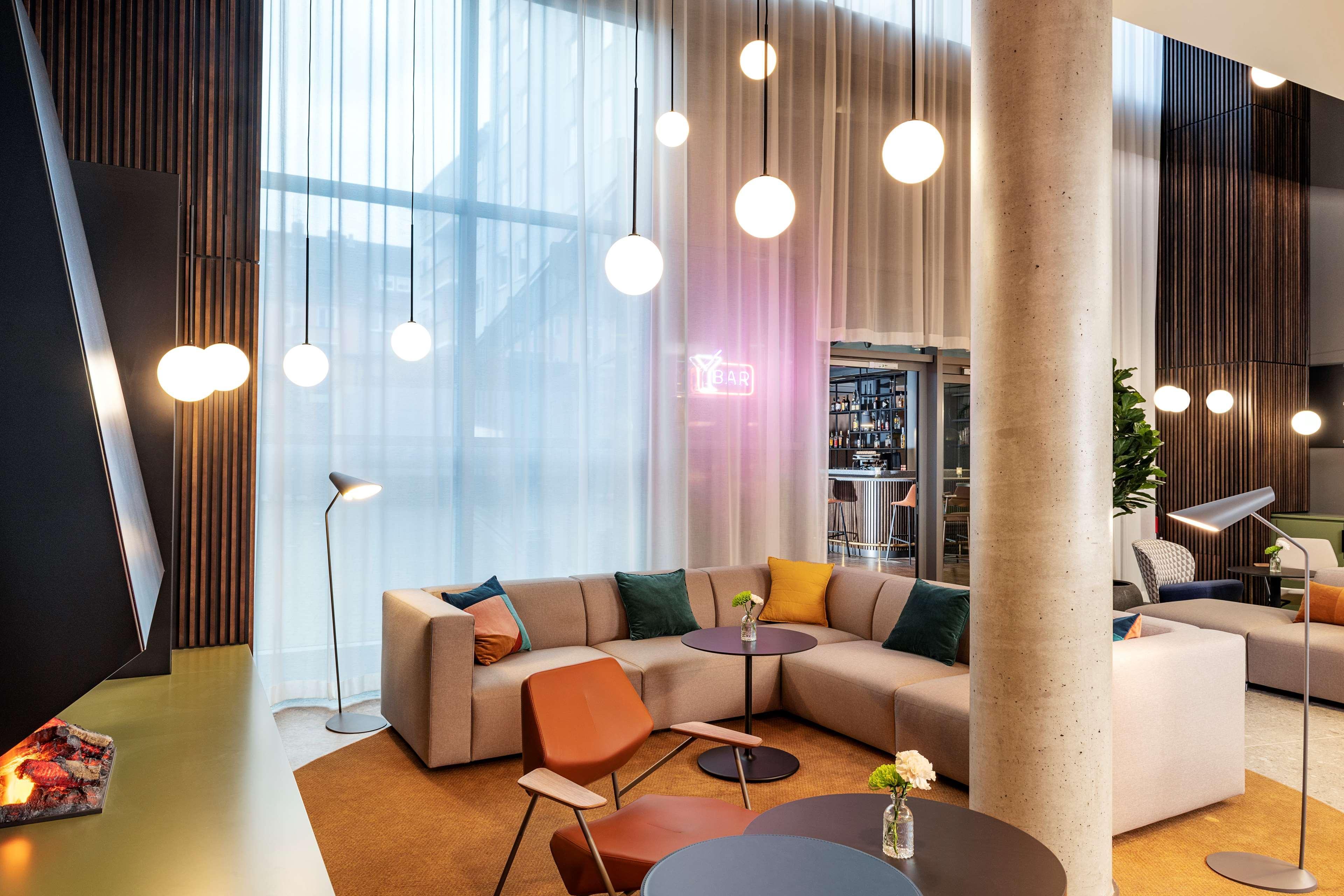 Vista Lobby NH Köln Altstadt