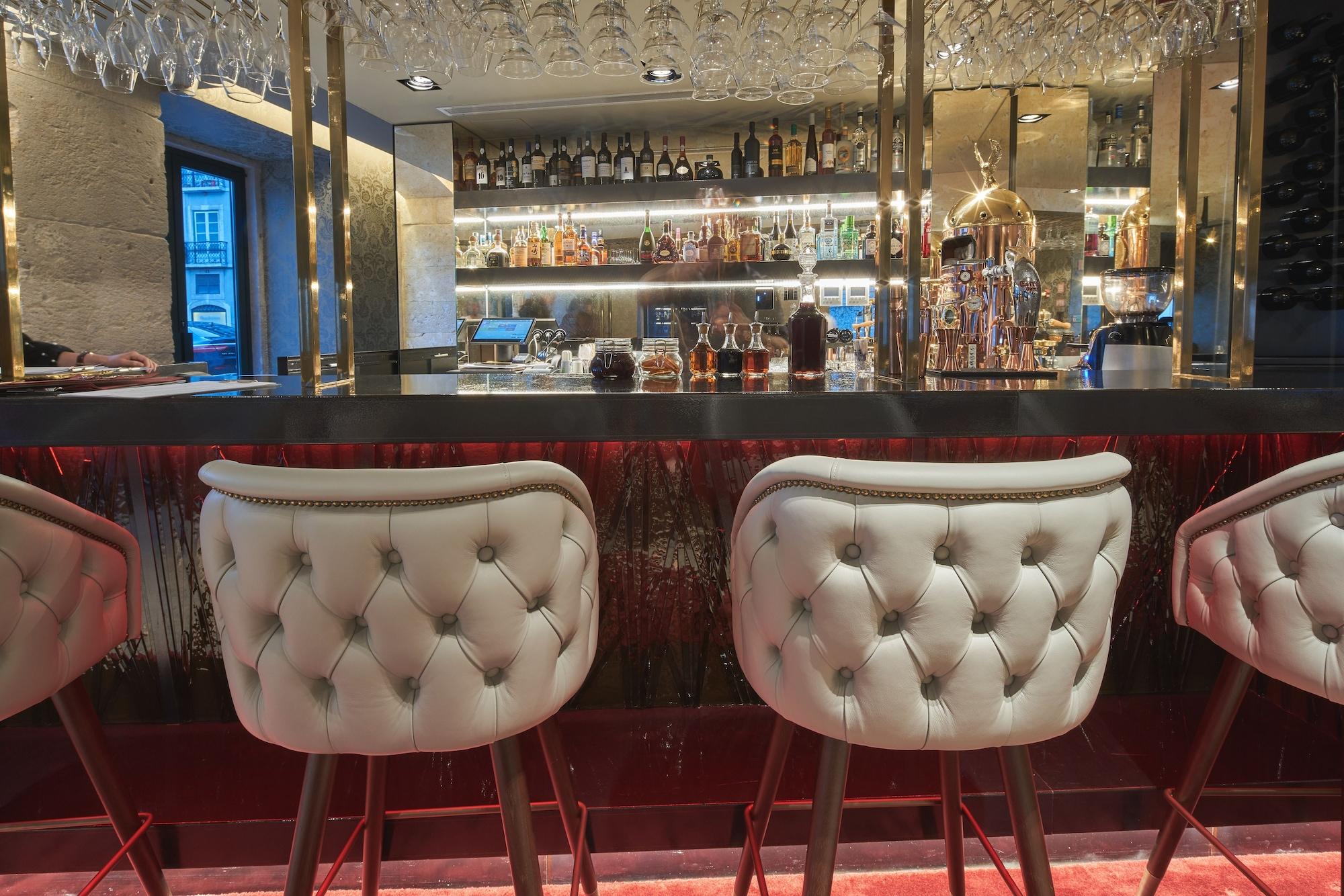 Bar/Salón O’Artista Suites by Europe