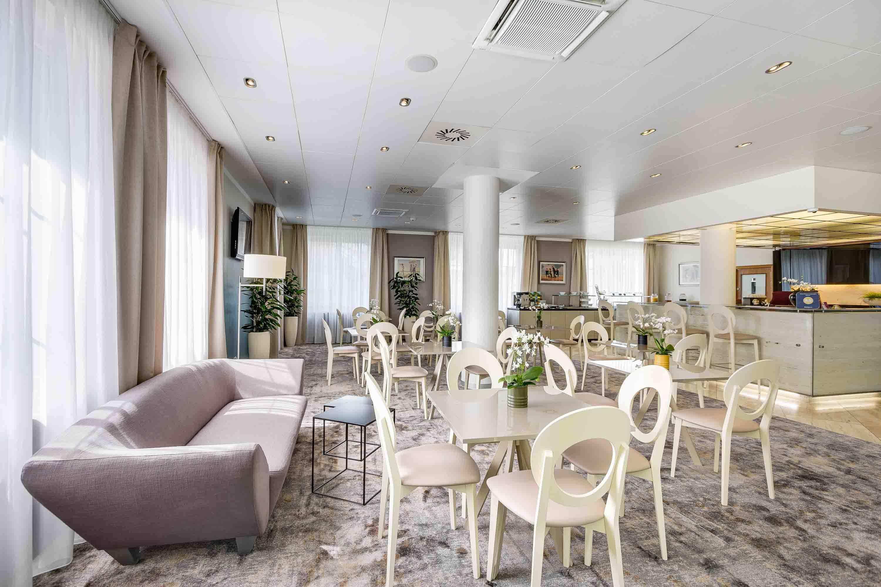 Vista Lobby Hotel Silenzio