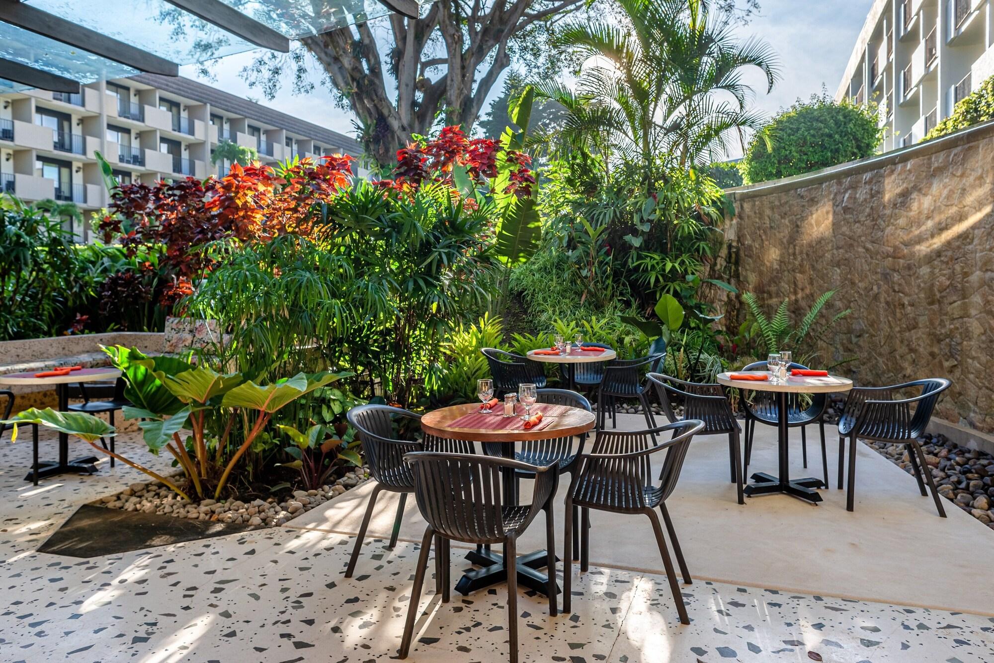 Restaurant Holiday Inn San Jose La Sabana by IHG
