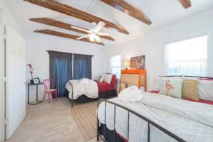 Alquiler Vacacional - The Coach House- Entire Home - 2 bedroom/3 bath Orlando getaway!